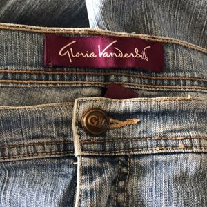 Gloria Vanderbilt Amanda Jeans 18 Short